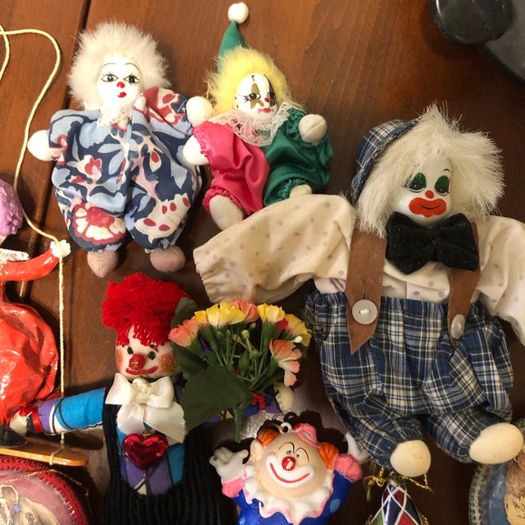 Vintage Clown Doll Collection - Picture 5 of 6